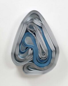 Contenido/técnica: papel manipulado/64x47x7cm. 2017_2775€